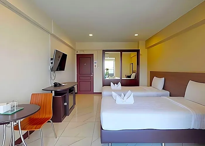 Hotel 14 Avenue 3*