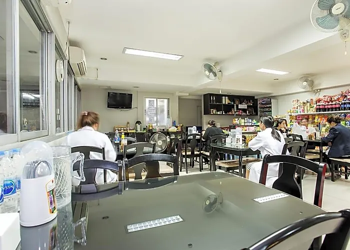 14 Avenue 3* Banguecoque